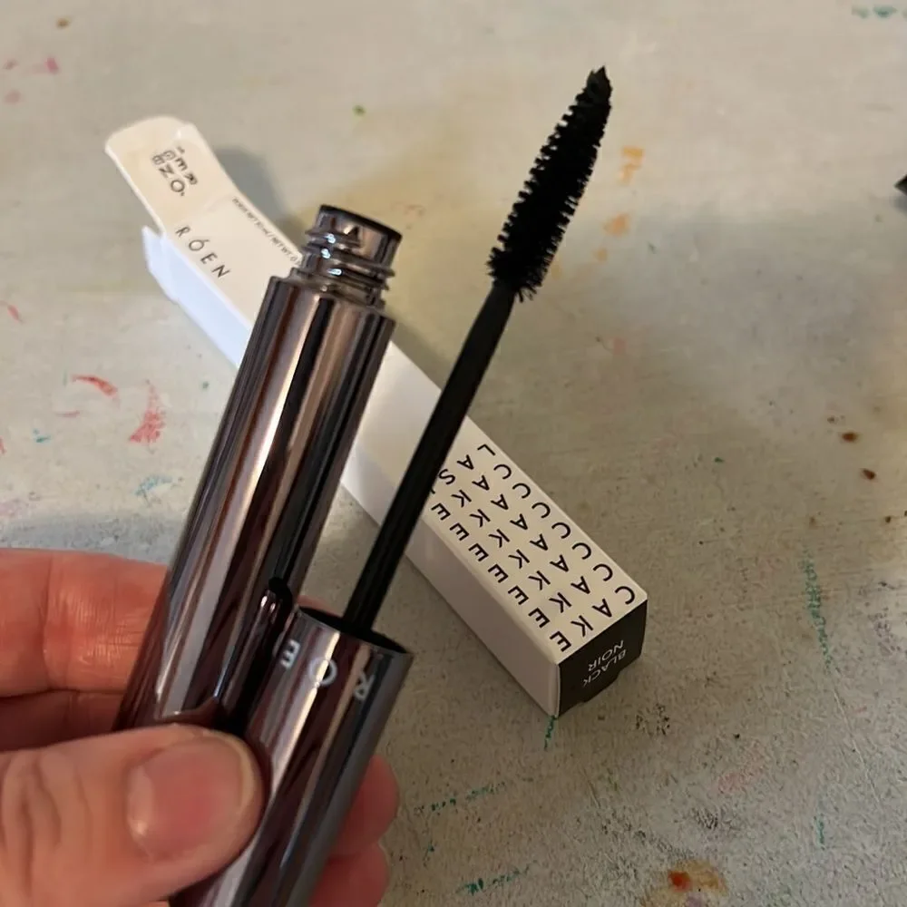 ROEN Cake Lash Mascara Black